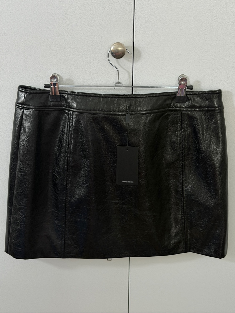 🆕 NWT Rails Black Faux Leather Zip-Front Mini Skirt - Picture 3 of 5